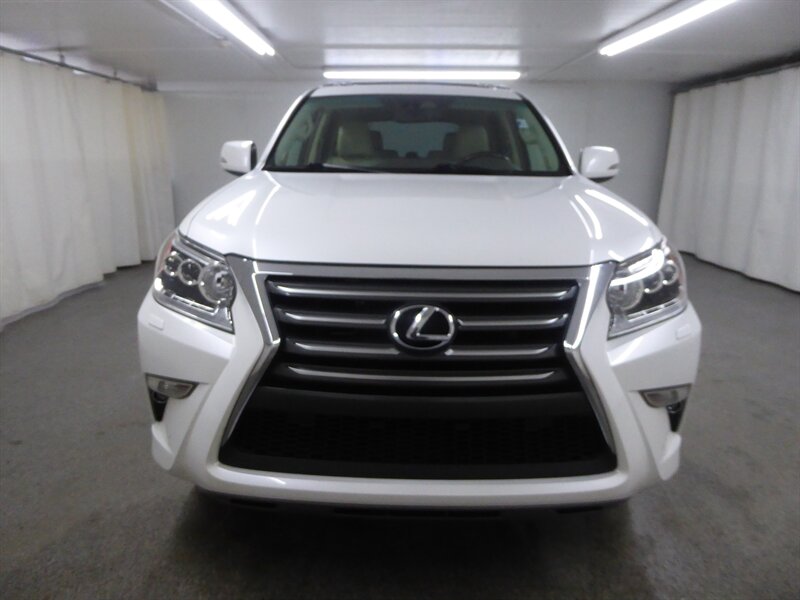 2017 LEXUS GX - Image 2