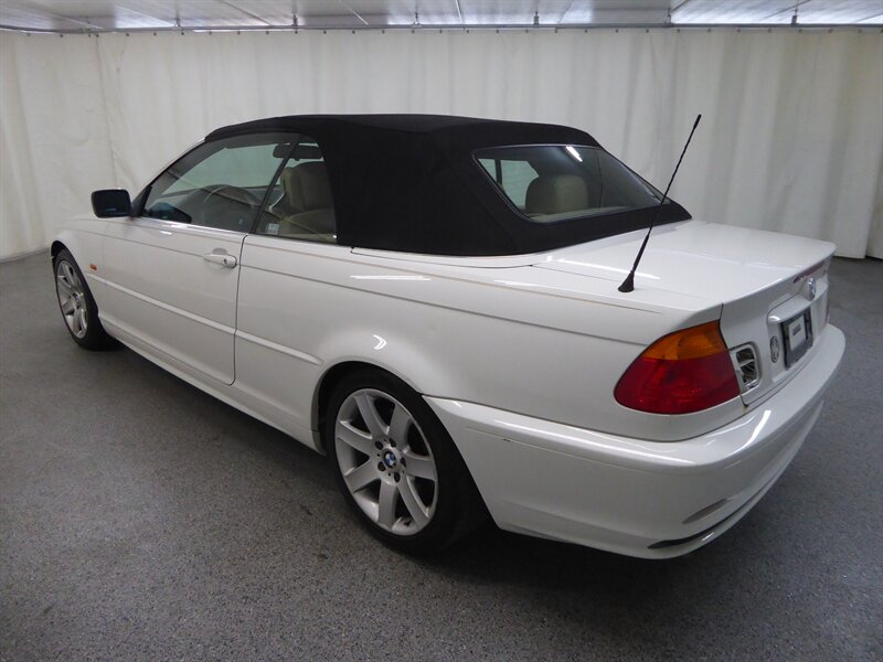 2000 BMW 325CI - Image 13