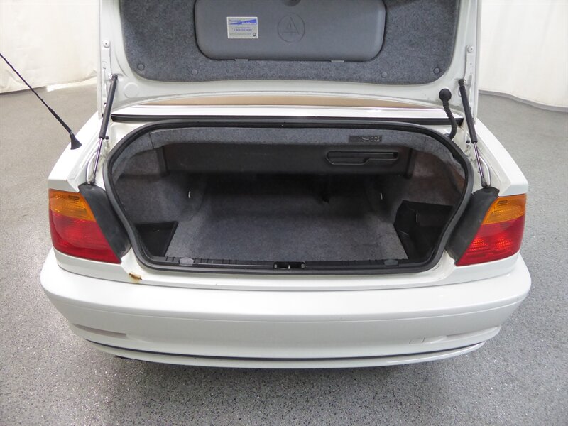 2000 BMW 325CI - Image 33