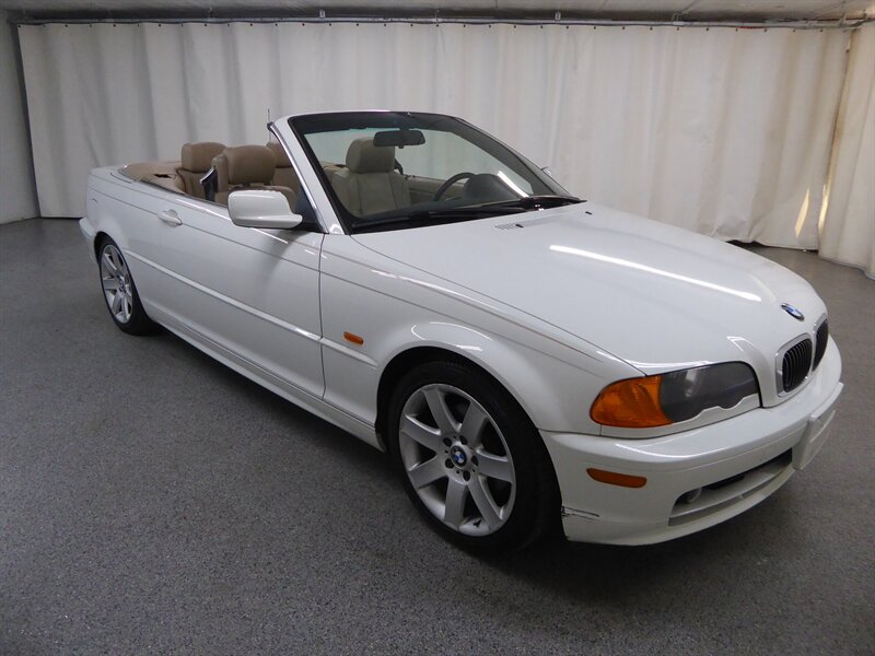 2000 BMW 325CI - Image 1
