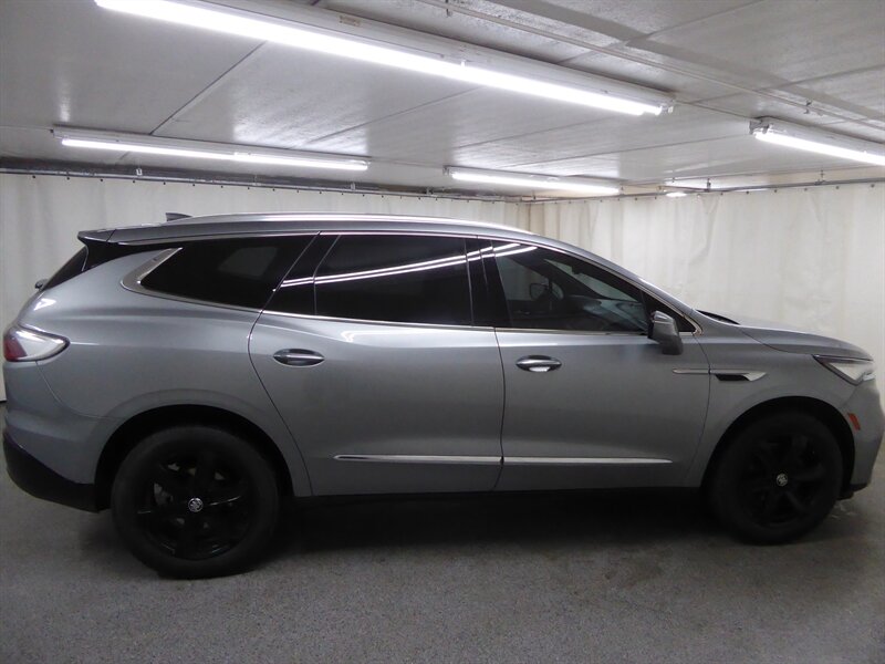 2023 BUICK ENCLAVE - Image 8