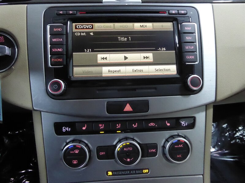 2014 VOLKSWAGEN CC - Image 17