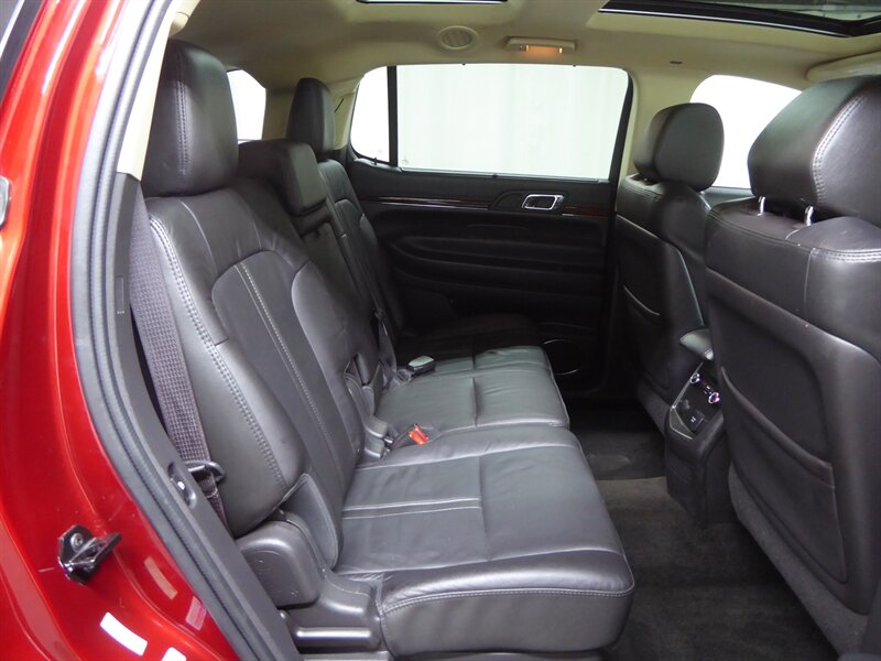 2014 LINCOLN MKT - Image 32