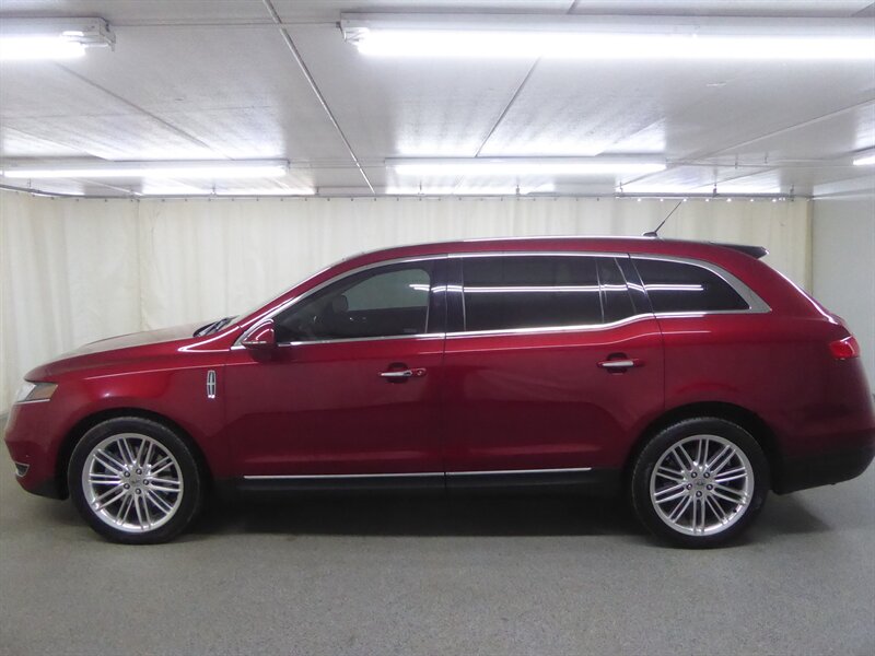 2014 LINCOLN MKT - Image 4