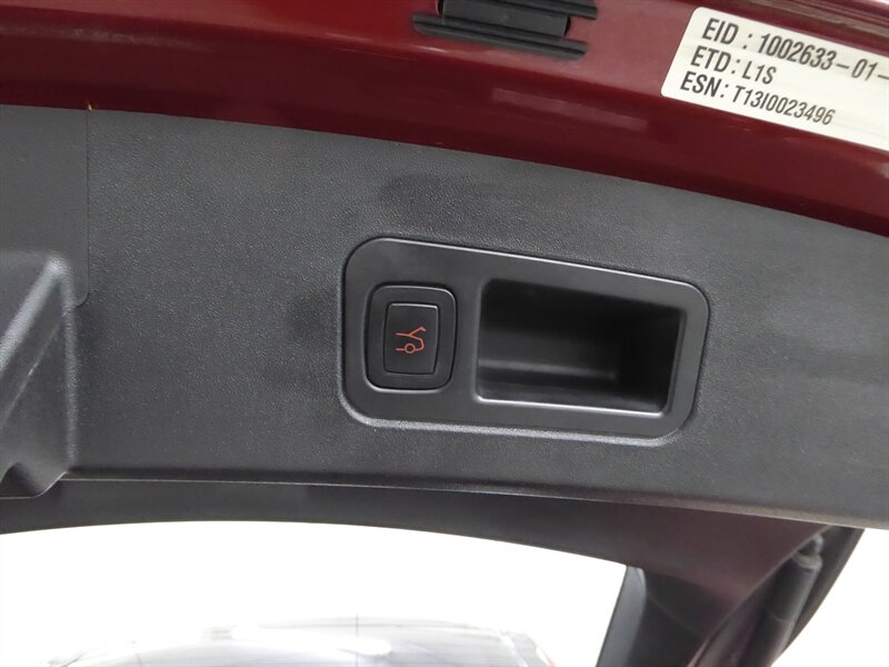 2013 TESLA MODEL S - Image 32