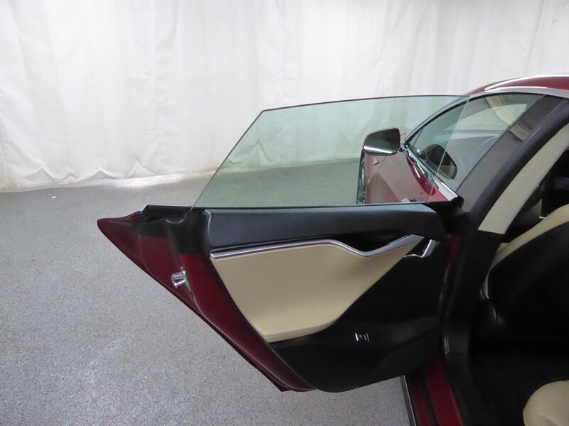 2013 TESLA MODEL S - Image 26