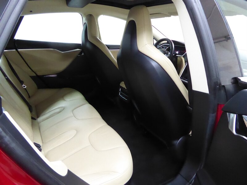 2013 TESLA MODEL S - Image 27
