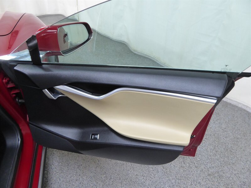 2013 TESLA MODEL S - Image 23