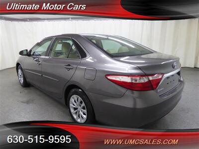 2016 Toyota Camry LE   - Photo 5 - Downers Grove, IL 60515