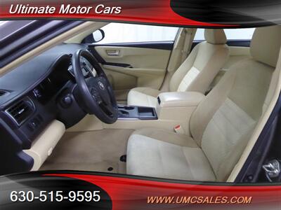 2016 Toyota Camry LE   - Photo 15 - Downers Grove, IL 60515