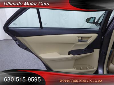 2016 Toyota Camry LE   - Photo 23 - Downers Grove, IL 60515