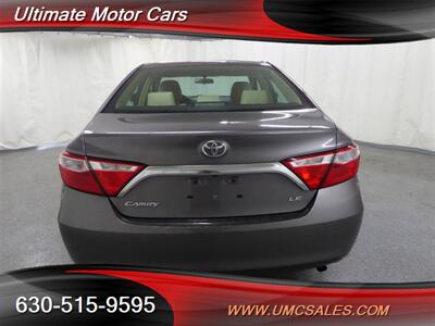 2016 Toyota Camry LE   - Photo 6 - Downers Grove, IL 60515