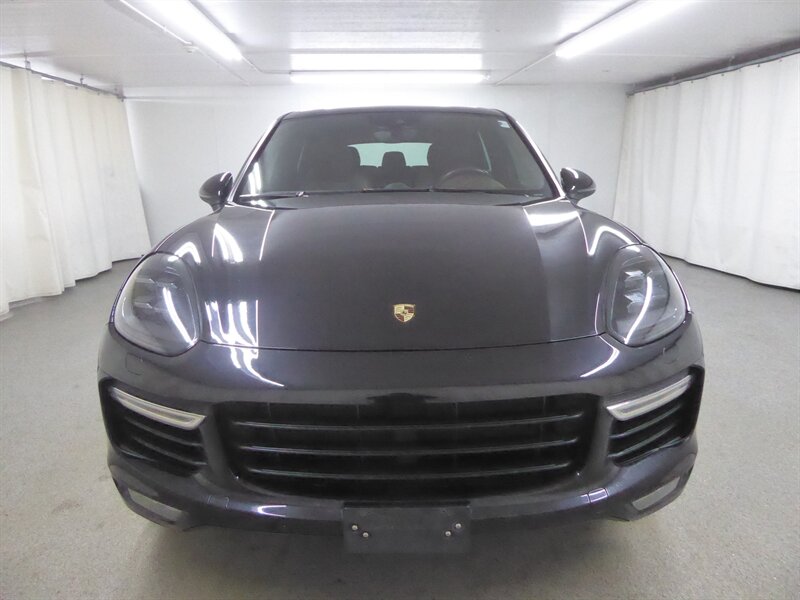 2015 PORSCHE CAYENNE - Image 2