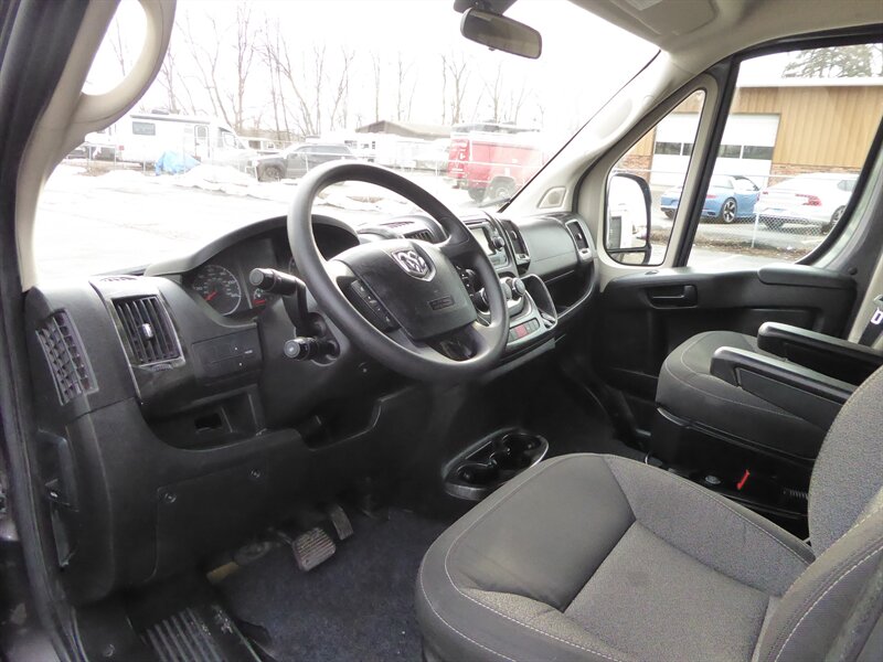 2017 RAM PROMASTER 3500 - Image 17