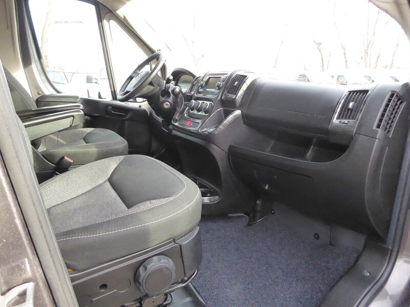 2017 RAM PROMASTER 3500 - Image 21