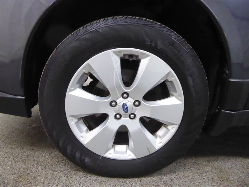 2012 SUBARU OUTBACK - Image 34