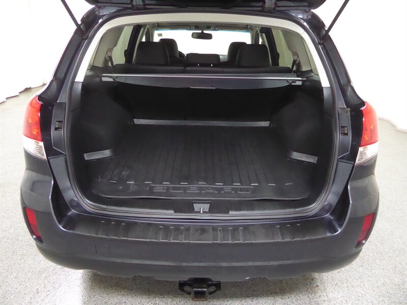 2012 SUBARU OUTBACK - Image 33