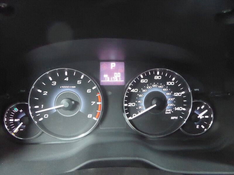 2012 SUBARU OUTBACK - Image 12