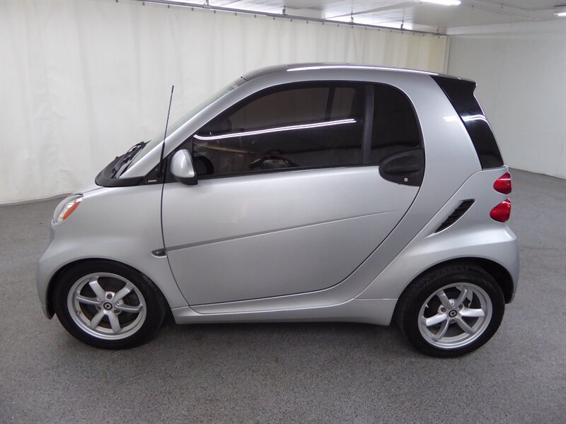 2011 SMART FORTWO - Image 4