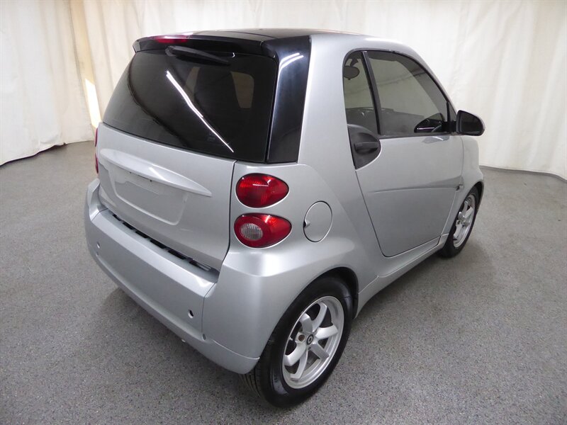 2011 SMART FORTWO - Image 7