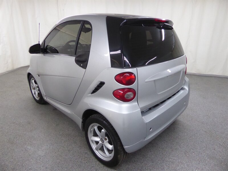 2011 SMART FORTWO - Image 5