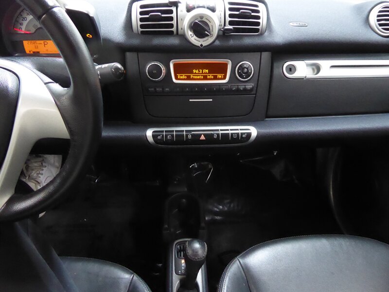 2011 SMART FORTWO - Image 15
