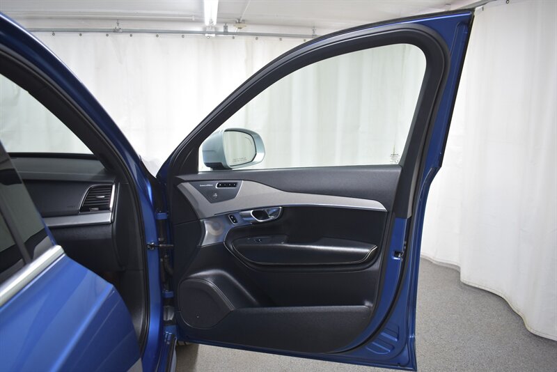 2016 VOLVO XC90 - Image 26