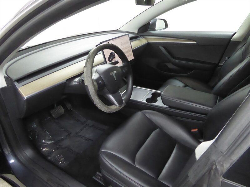 2022 TESLA MODEL 3 - Image 16