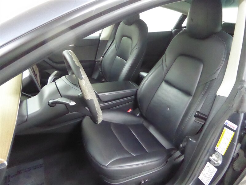 2022 TESLA MODEL 3 - Image 17