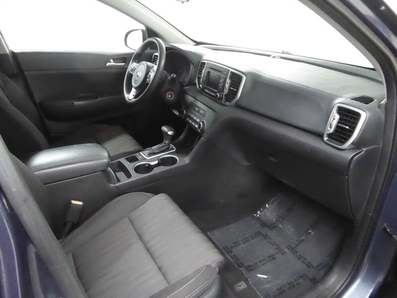 2017 KIA SPORTAGE - Image 24