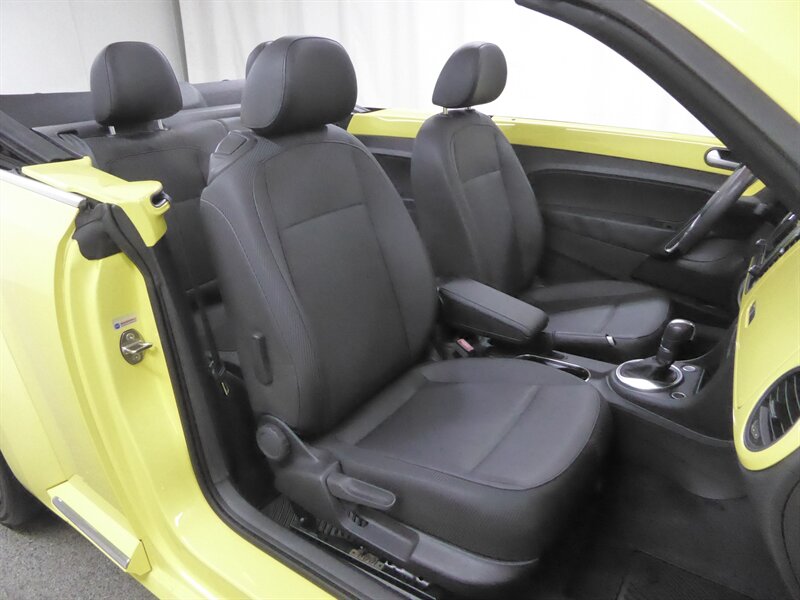 2016 VOLKSWAGEN BEETLE - Image 31