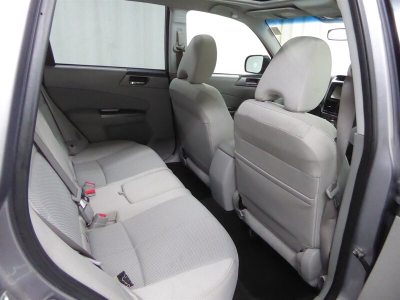 2011 SUBARU FORESTER - Image 30
