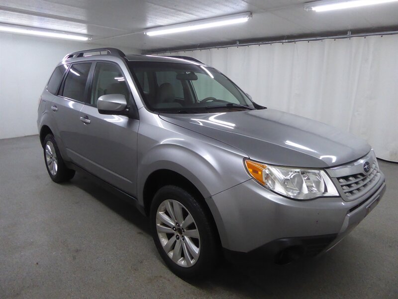 2011 SUBARU FORESTER - Image 1
