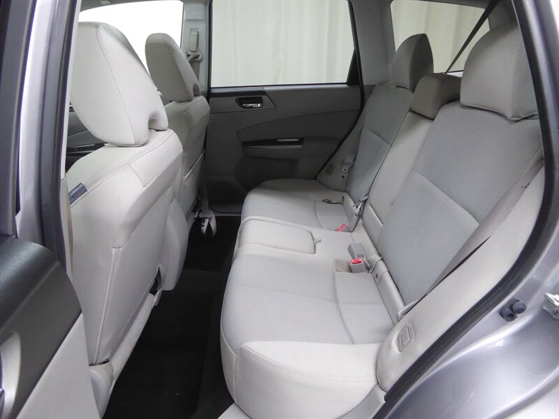 2011 SUBARU FORESTER - Image 28