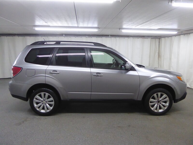 2011 SUBARU FORESTER - Image 8