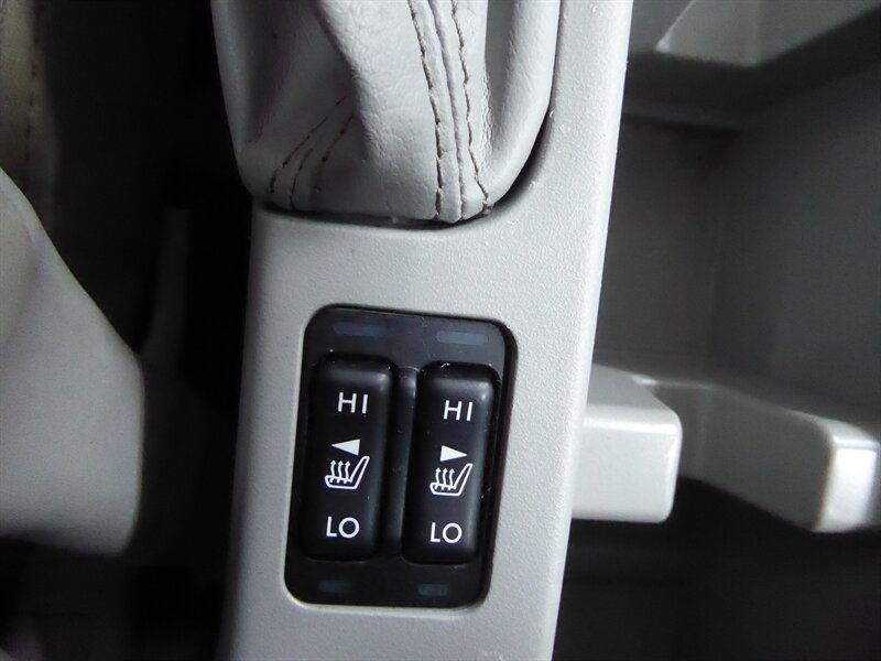 2011 SUBARU FORESTER - Image 16