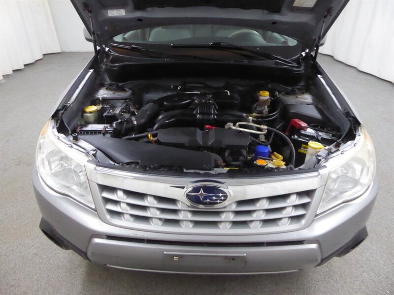 2011 SUBARU FORESTER - Image 35