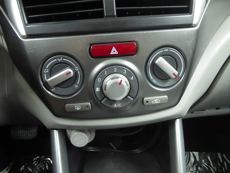 2011 SUBARU FORESTER - Image 14