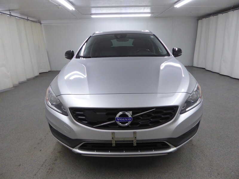 2015 Volvo V60 Cross Country T5  