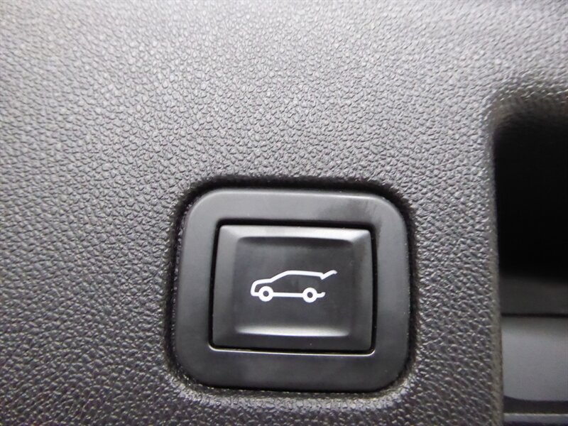 2019 CHEVROLET EQUINOX - Image 33