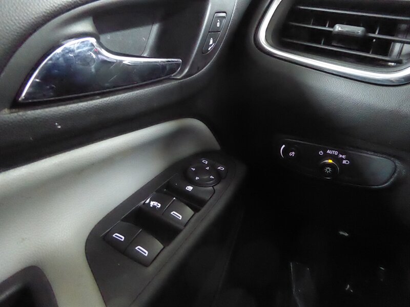 2019 CHEVROLET EQUINOX - Image 17