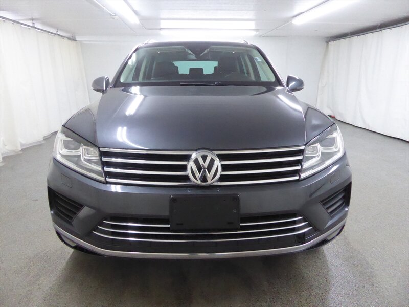 2016 Volkswagen Touareg TDI Sport  