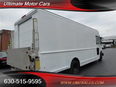 2013 Ford F59   - Photo 6 - Downers Grove, IL 60515