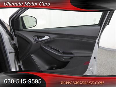 2018 Ford Focus SE   - Photo 24 - Downers Grove, IL 60515