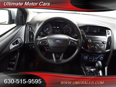 2018 Ford Focus SE   - Photo 10 - Downers Grove, IL 60515