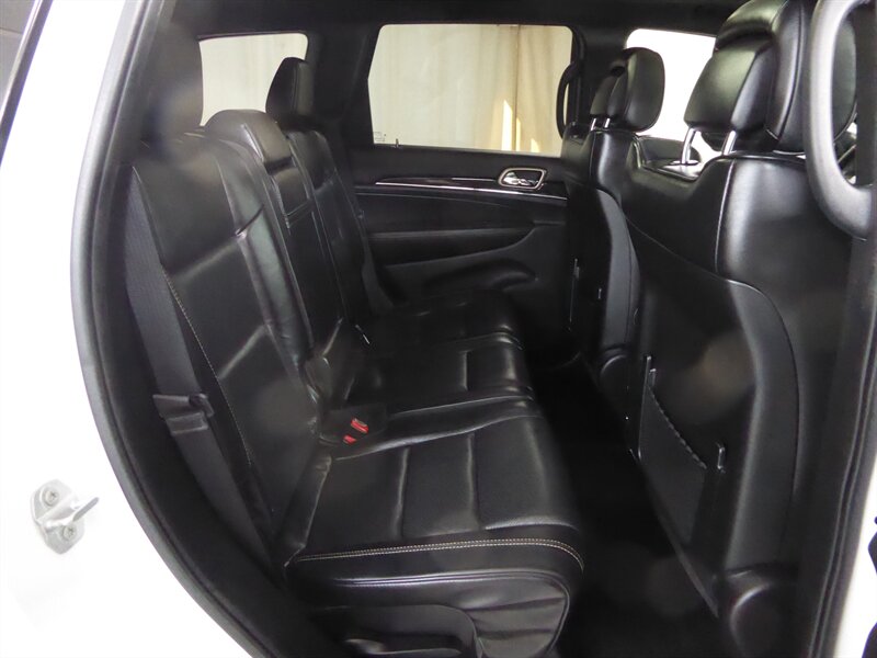 2017 JEEP GRAND CHEROKEE - Image 31