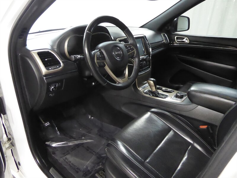 2017 JEEP GRAND CHEROKEE - Image 19