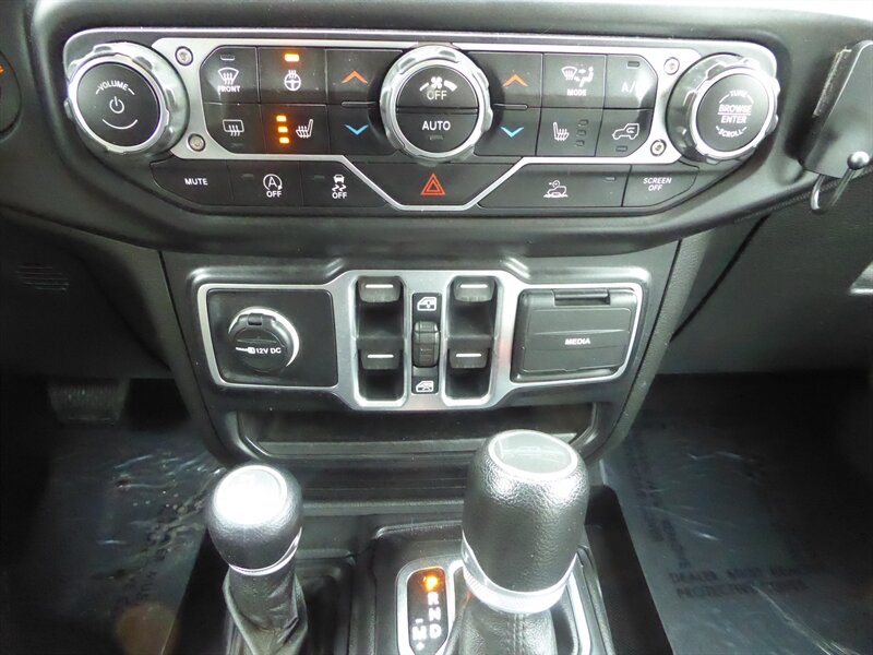 2020 JEEP GLADIATOR - Image 17