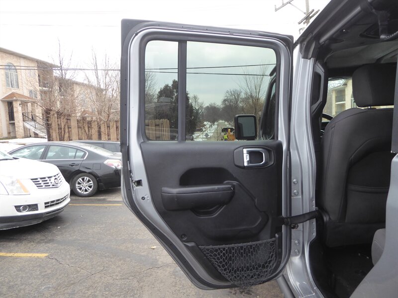 2020 JEEP GLADIATOR - Image 28