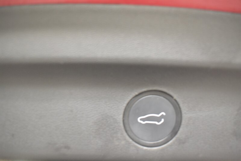 2021 TESLA MODEL Y - Image 31